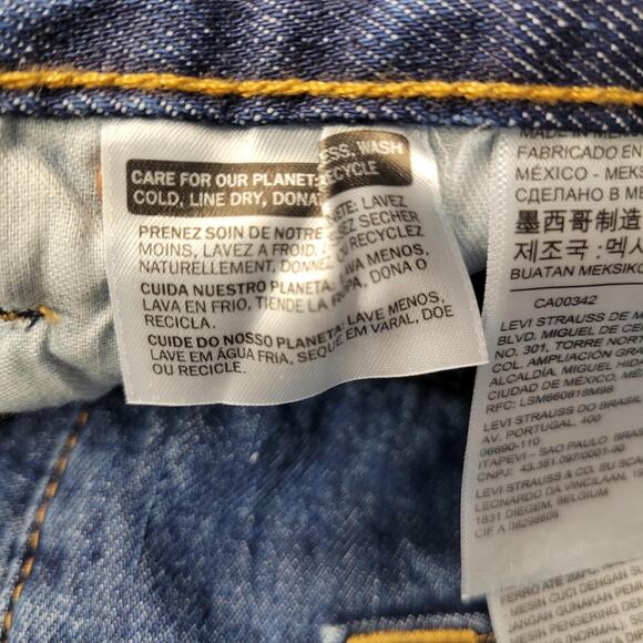 Levis 501 Jeans Mens 48x34 Blue Denim Straight Leg Button Fly Original Classic - Picture 13 of 16